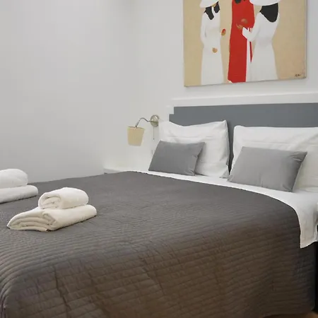 Colosseo Гостевой дом Рим